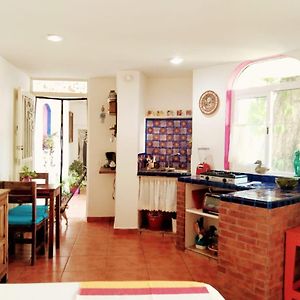 Habitación Estándar con Cama Queen